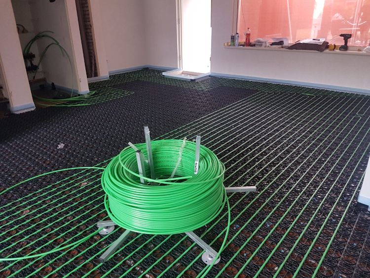 WARP Systems eengezinswoning SpeeTile systeem SpeeTube installeren