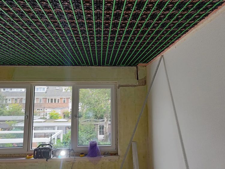 WARP Systems tussenwoning SpeeTile plafondverwarming