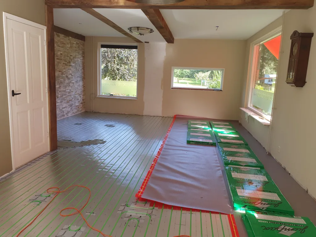 WARP Systems eengezinswoning SpeeTherm Heatfoil en Jumpax basic