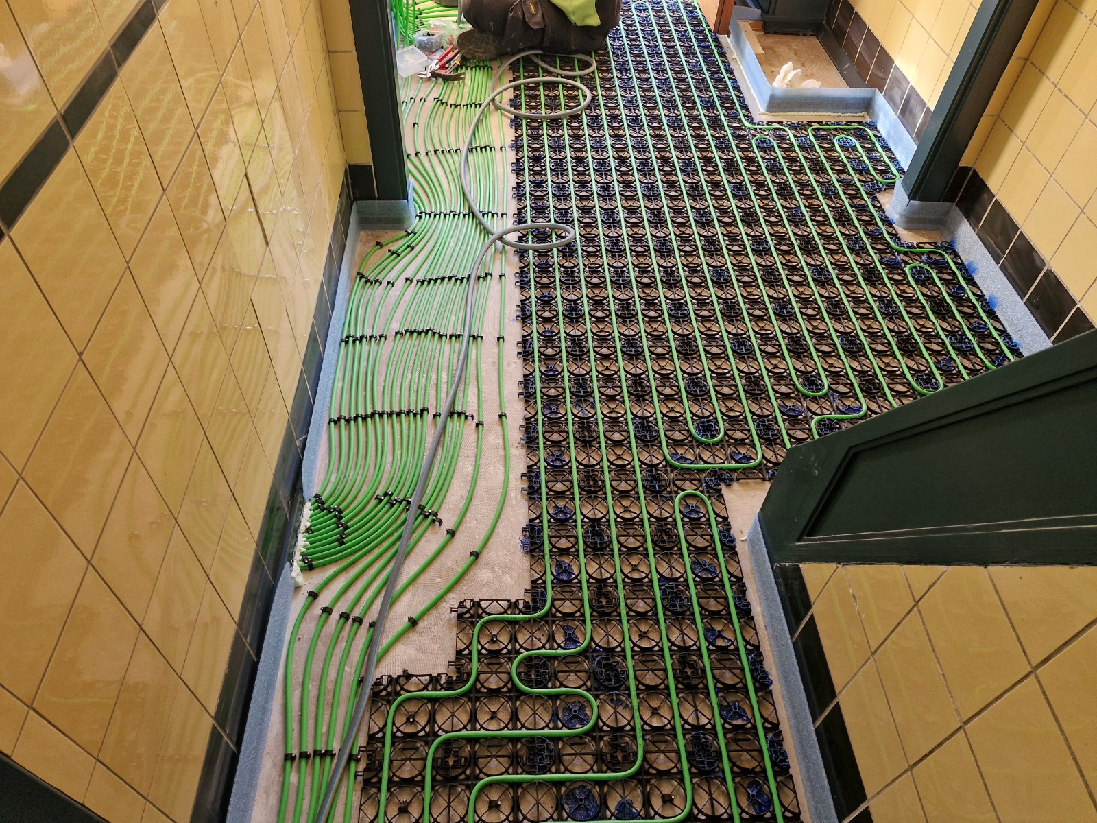 hal met vloerverwarming