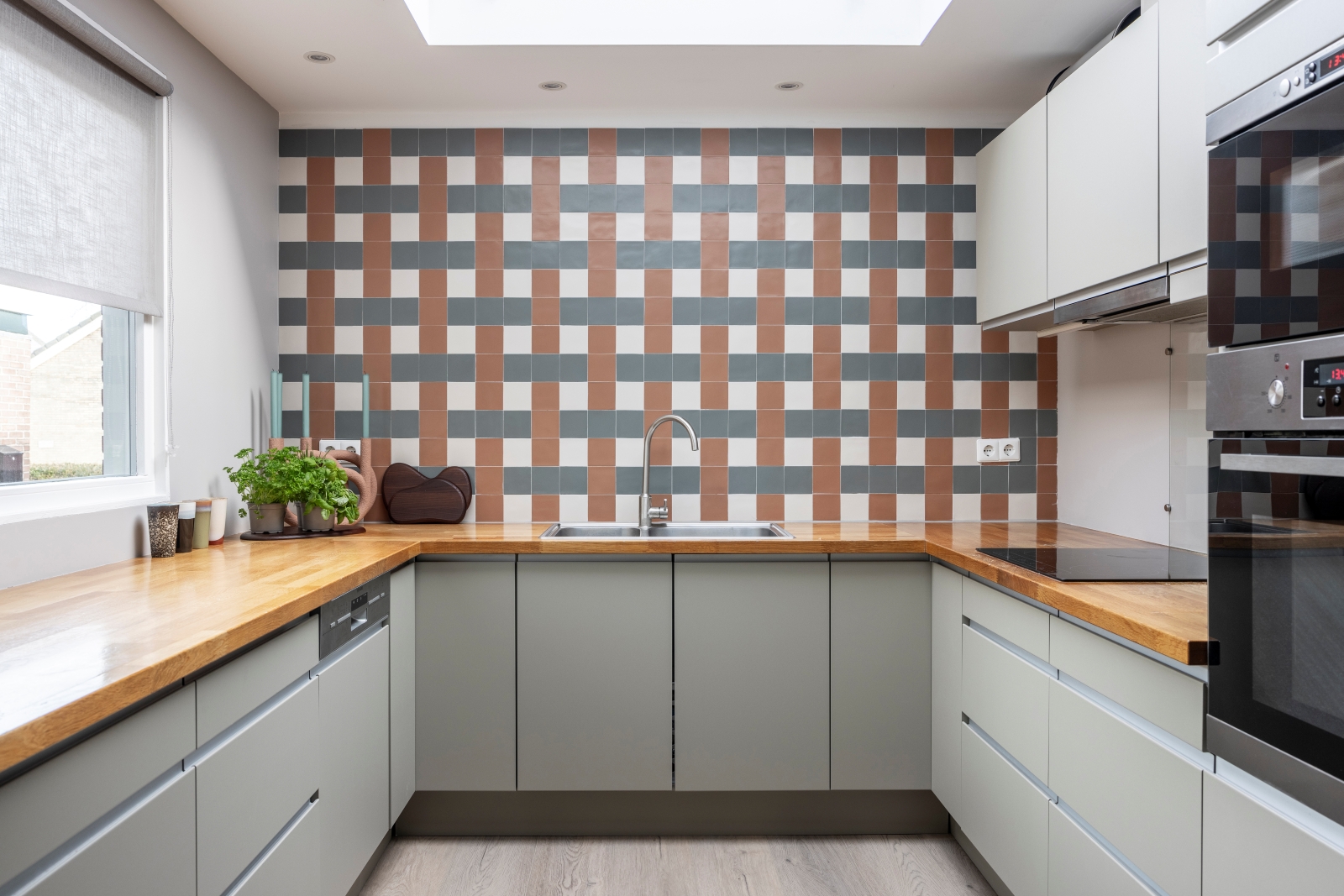 keuken met vloerverwarming ingericht