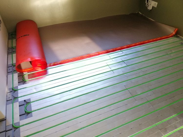 WARP Systems woning SpeeTherm systeem met heatfoil