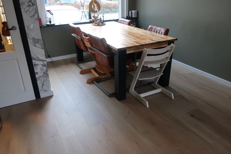 WARP Systems woning SpeeTherm systeem met afwerkvloer