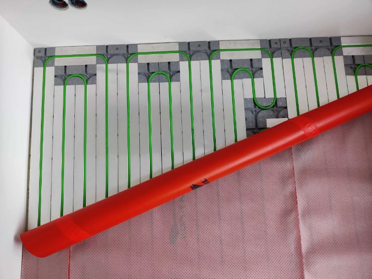 WARP Systems tussenwoning SpeeTherm Systeem heatfoil