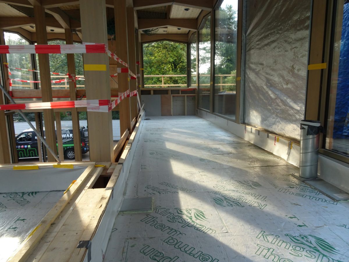 Vloer word voorbereid voor vloerverwarming