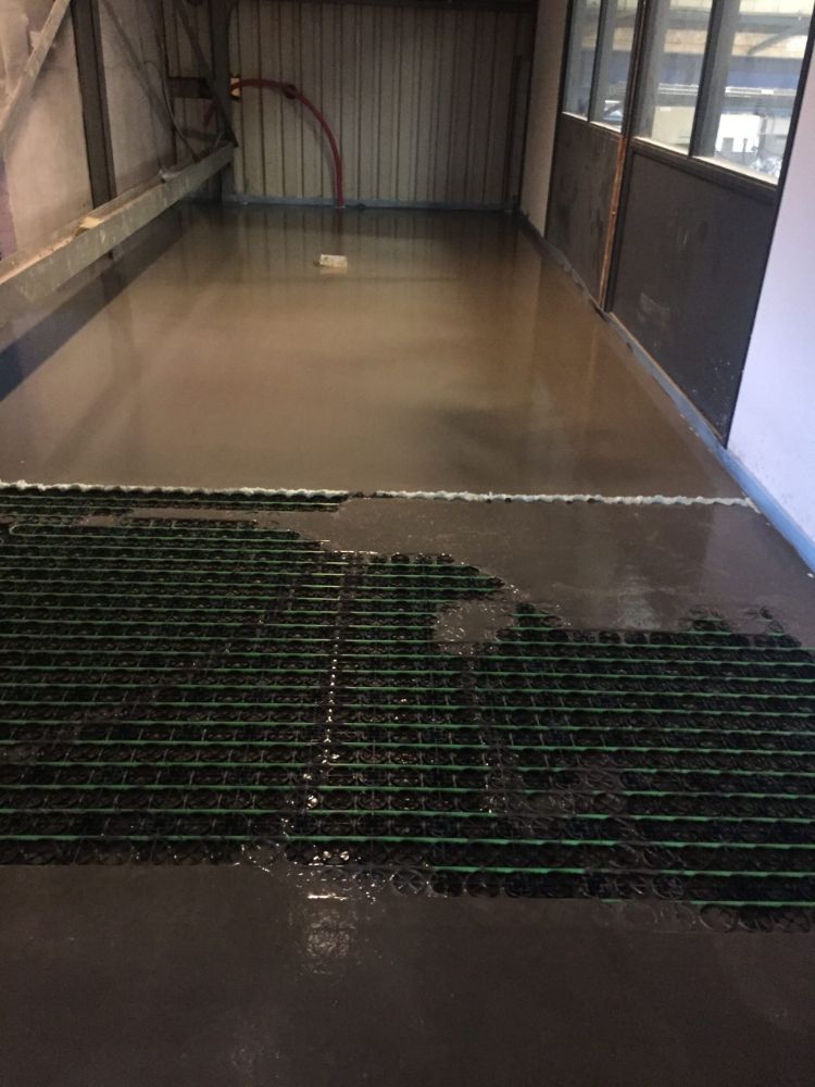 Vloerverwarming met vulmassa