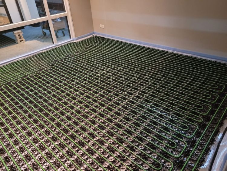 Vloerverwarming op houten ondergrond